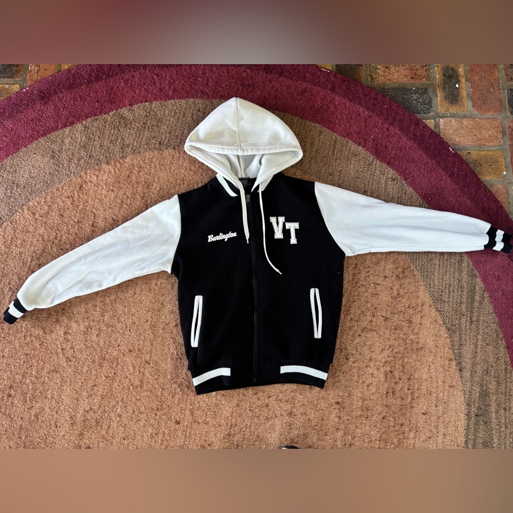 Burlington Vermont Black and White Zip Up Hoodie